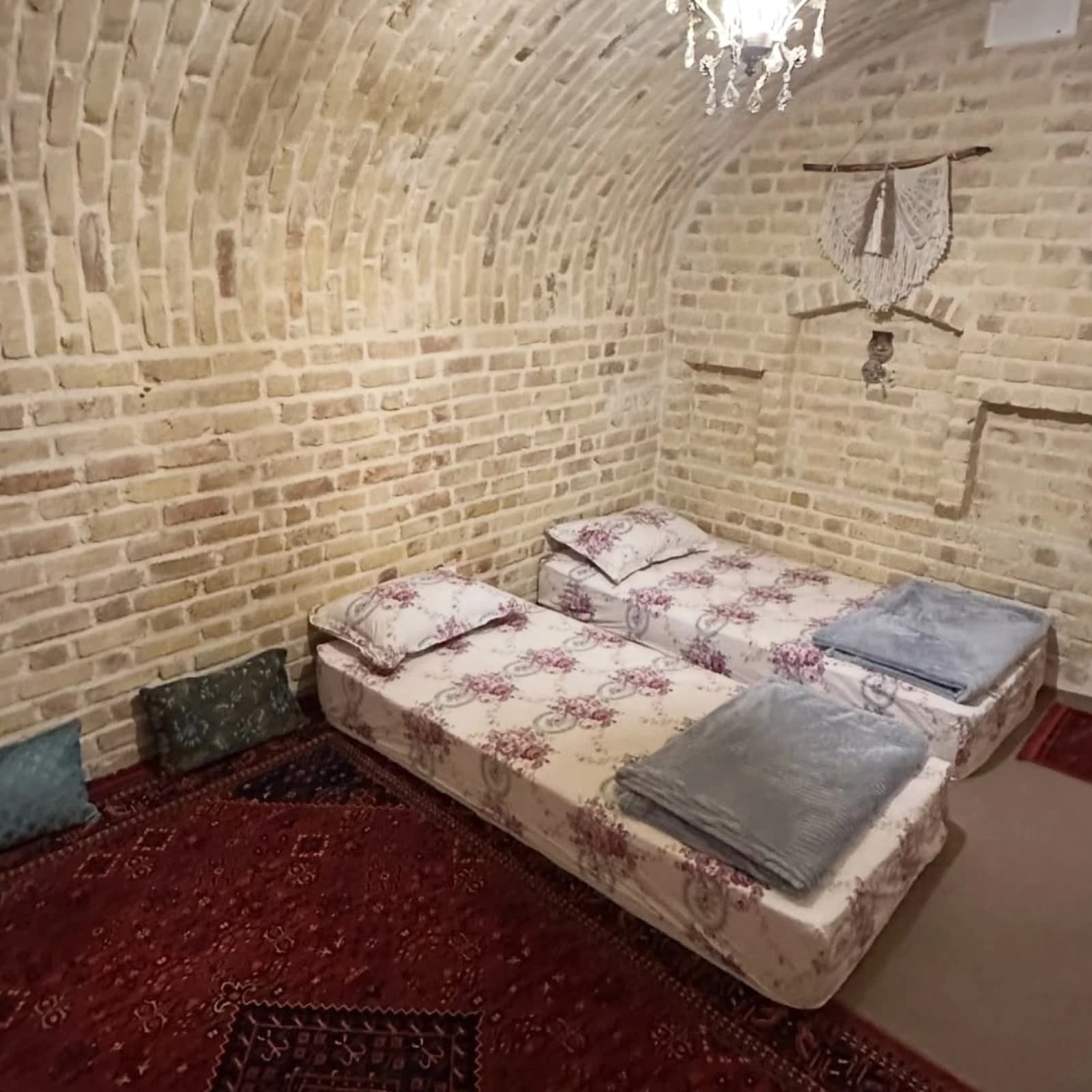 اقامتگاه بومگردی ایلخانی امیر