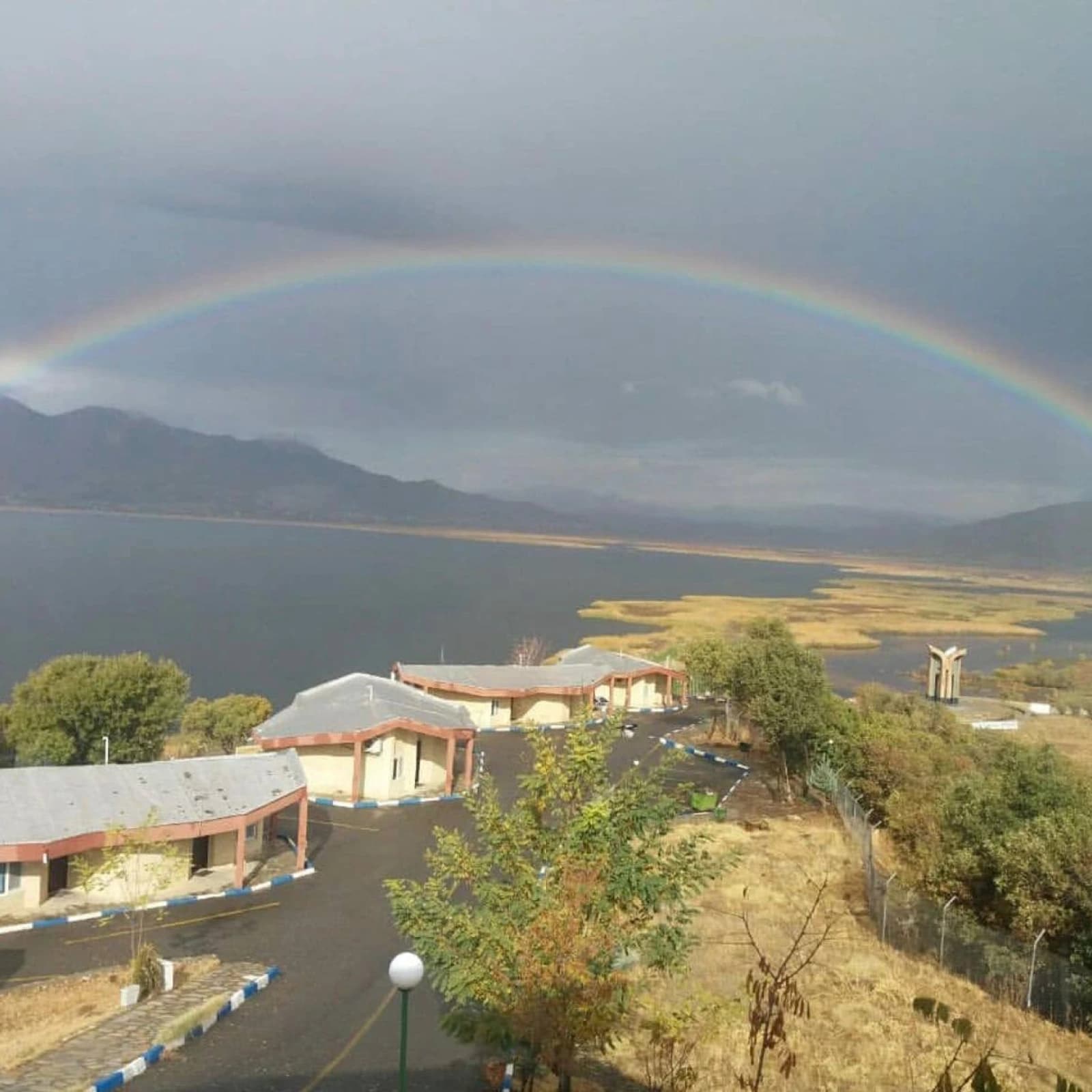هتل جهانگردی مریوان