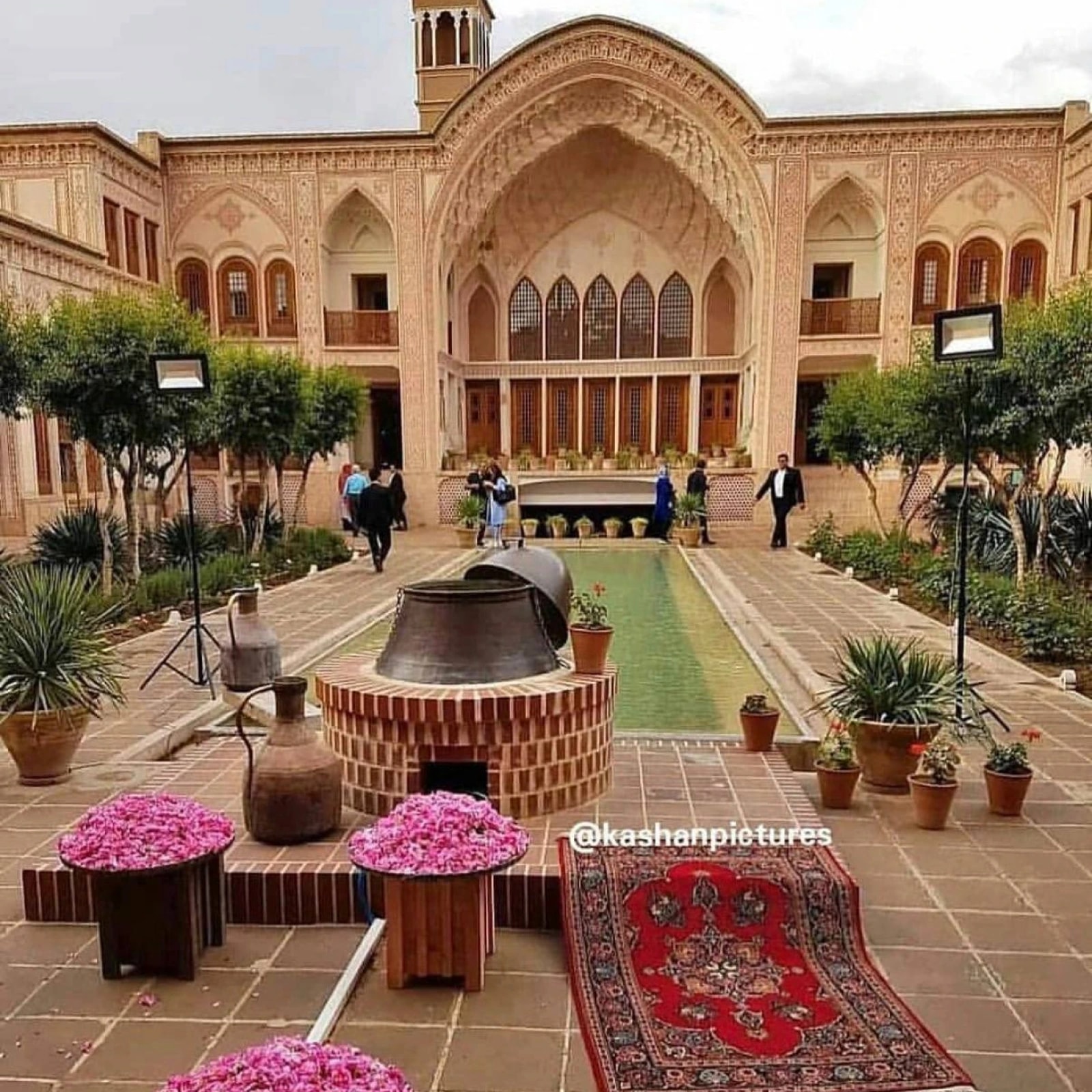 تور ۱.۵ روزه اقتصادی کاشان + کویر ابوزیدآباد