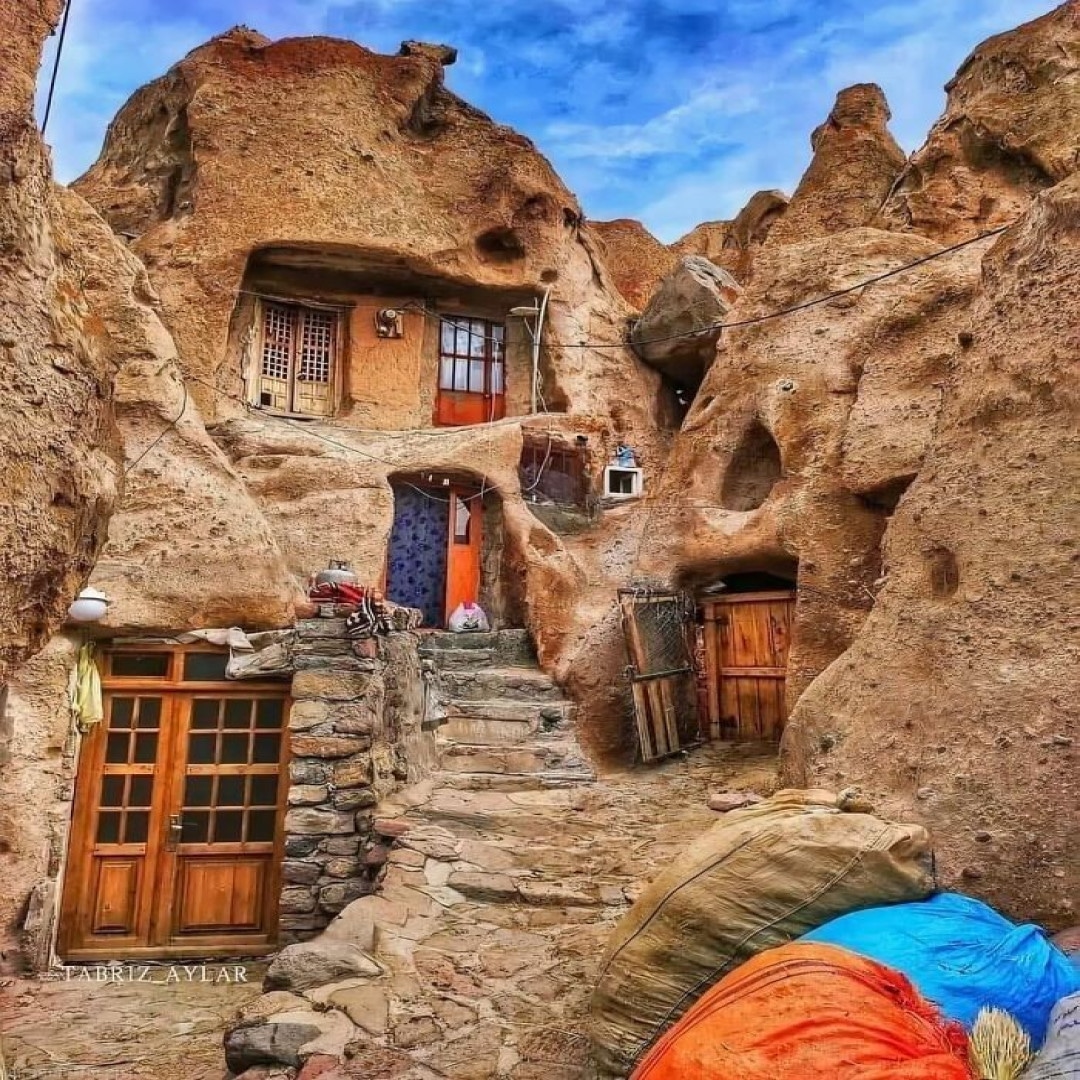 تور ارسباران، قلعه بابک، جلفا، کندوان