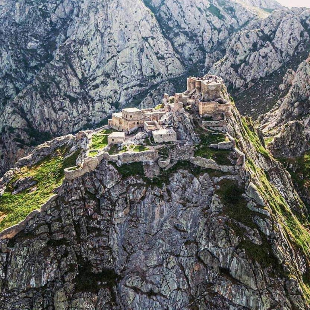 تور ارسباران، قلعه بابک، جلفا، کندوان